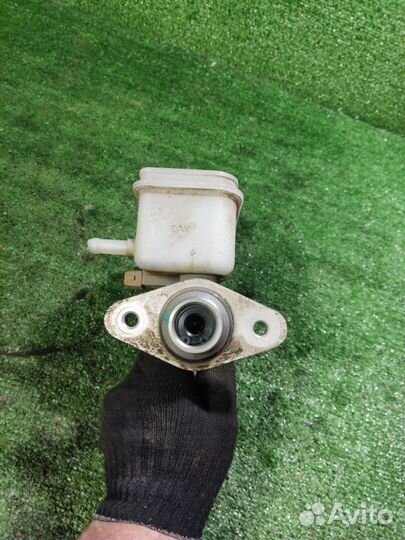 Главный тормозной цилиндр Hyundai Getz рестайлинг