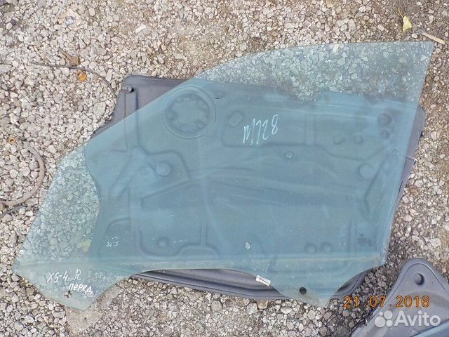 Стекло двери передней правой Bmw X5 E70 N55B30A