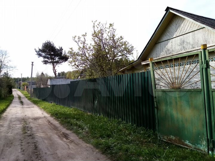 Дача 20 м² на участке 12 сот.