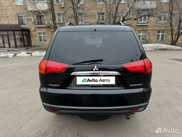 Mitsubishi Pajero Sport 2.5 AT, 2011, 286 000 км