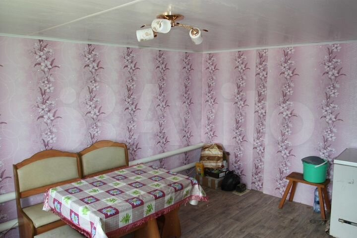 Дом 35 м² на участке 32 сот.