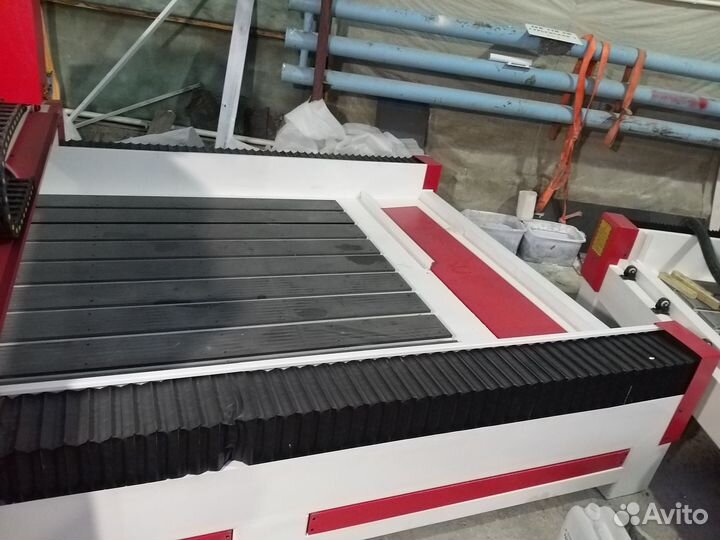 Фрезер с чпу Станком DeKart S1835 по камню