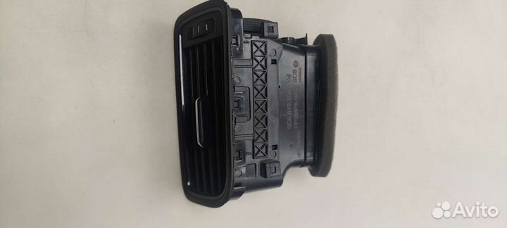 Дефлектор обдува Volkswagen 5c6819704b