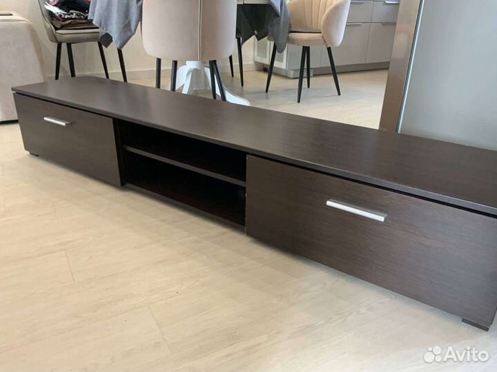 Тумба под телевизор