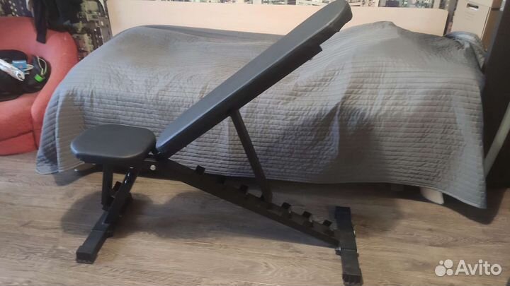 Наклонная скамья