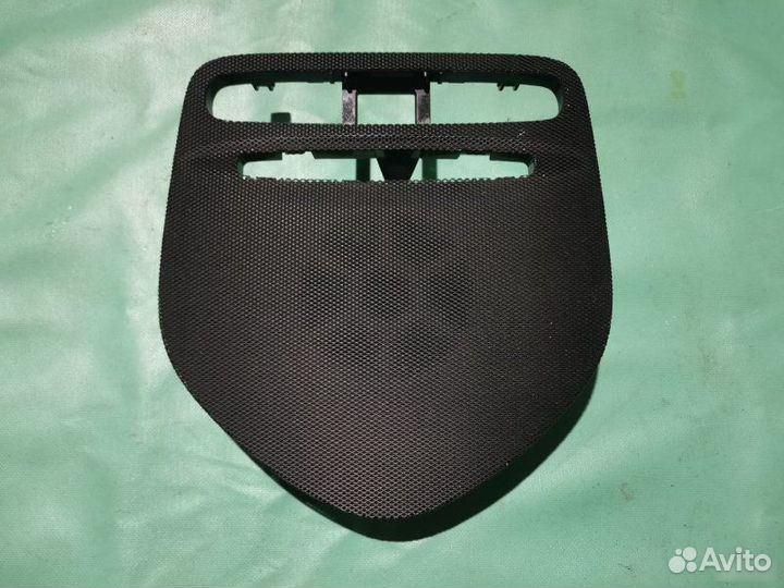 Решетка торпедо Mercedes-Benz M W164