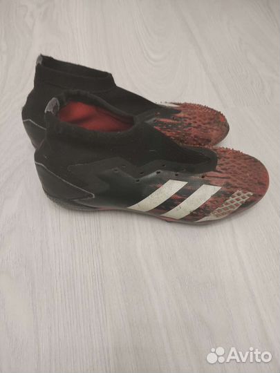 Бутсы adidas predator