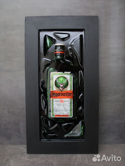 Картина из разбитой бутылки