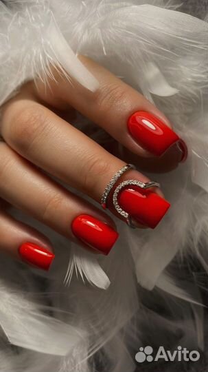 Маникюр педикюр