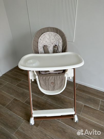 Стульчик для кормления happy baby