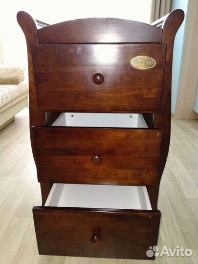 Пеленальный комод