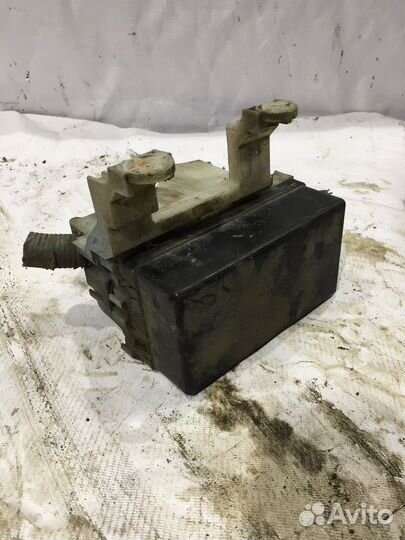 Блок предохранителей Nissan Almera