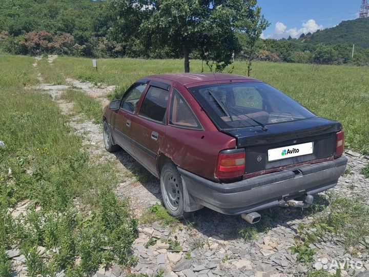 Opel Vectra 1.8 AT, 1991, 271 500 км