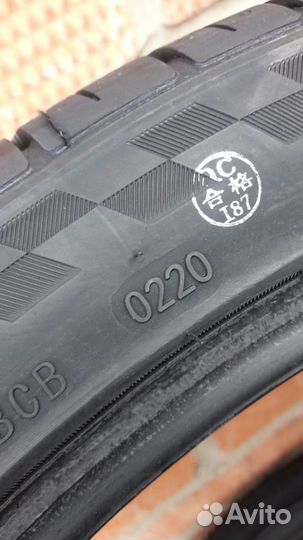 Blacklion BU66 Champoint 275/40 R20