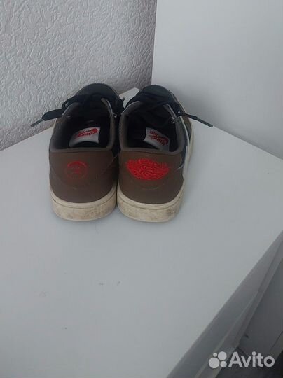 Кроссовки nike travis scott