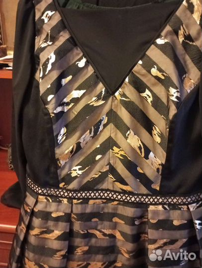 Вечернее платье