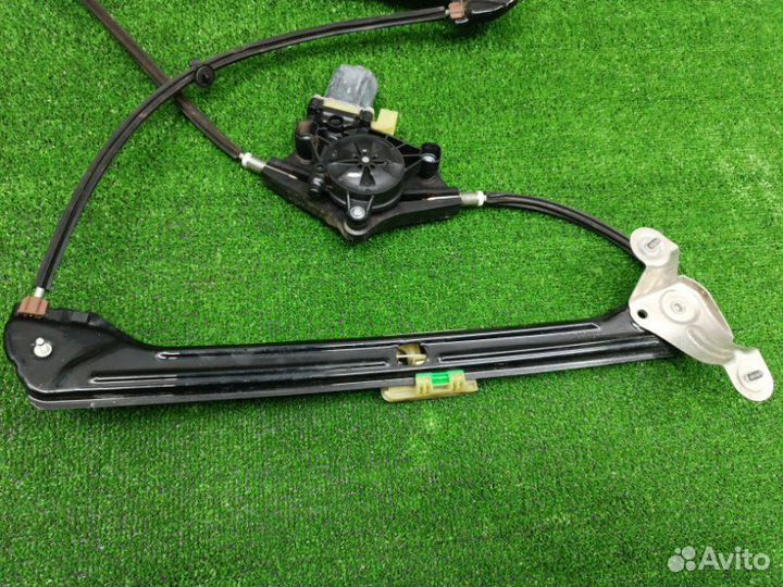 Стеклоподъемник передний правый Volkswagen Golf 7