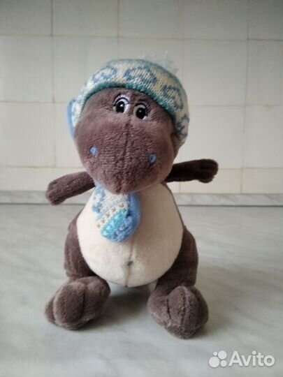 Дракон и другие мягкие игрушки
