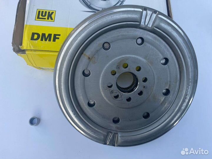 Маховик 06K105266 LUK