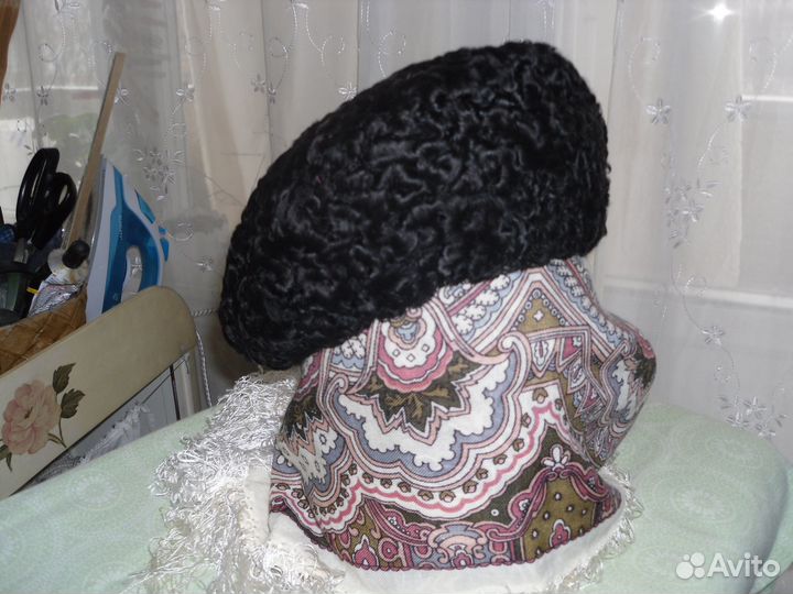 Головные уборы женские р. 57- 58