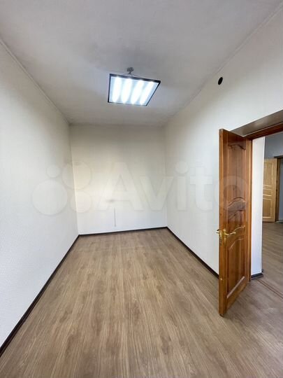 3-к. квартира, 67,7 м², 1/3 эт.