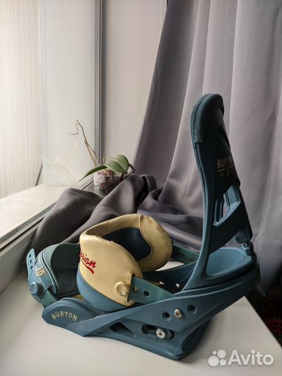 Крепления для сноуборда Burton