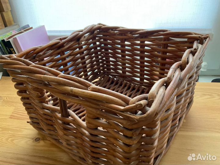 Плетеная корзина IKEA