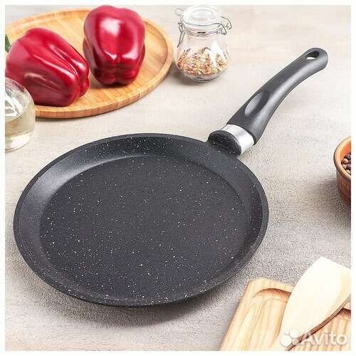 Сковорода блинница 22см