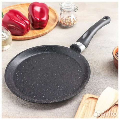 Сковорода блинница 22см