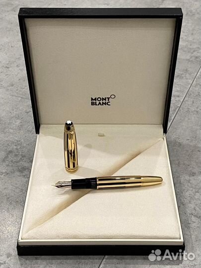 Montblanc перьевая ручка