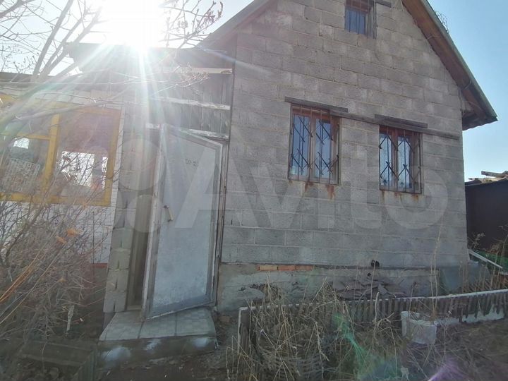 Дача 25 м² на участке 8 сот.