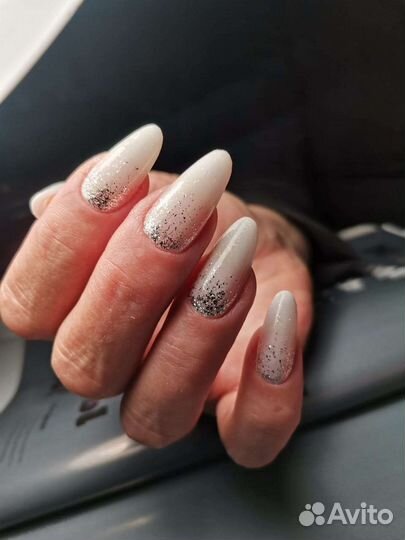 Наращивание ногтей