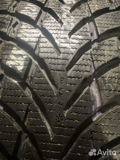 Nokian Tyres WR SUV 4 265/45 R21