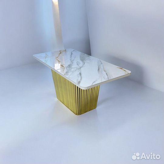 Журнальный стол