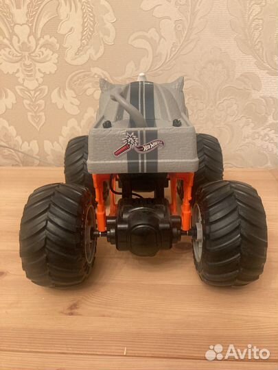 Машина Hot Wheels Monst Trucks Rhinomite
