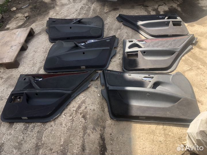 Разные обшивки дверей на мерседес w210