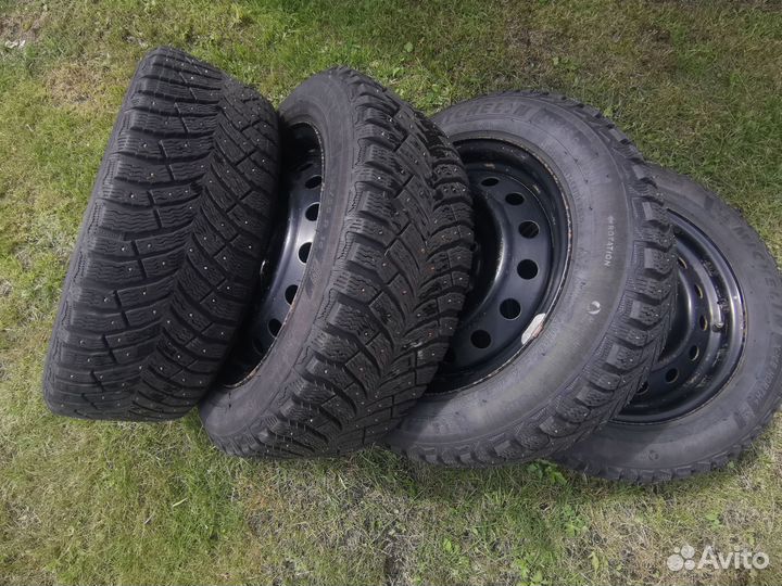 Michelin X-Ice North 4 SUV 205/55 R16