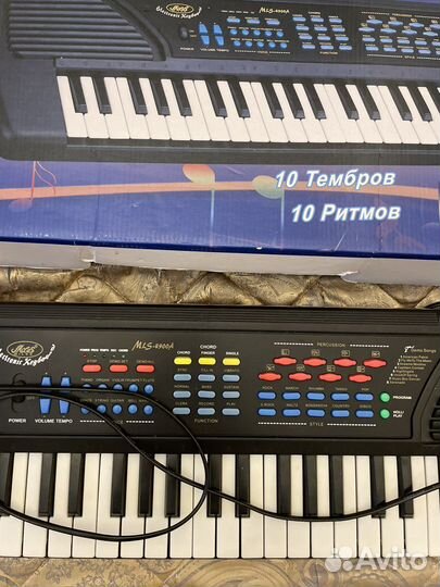 Синтезатор пианино в коробке