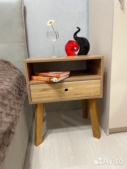 Столик тумба