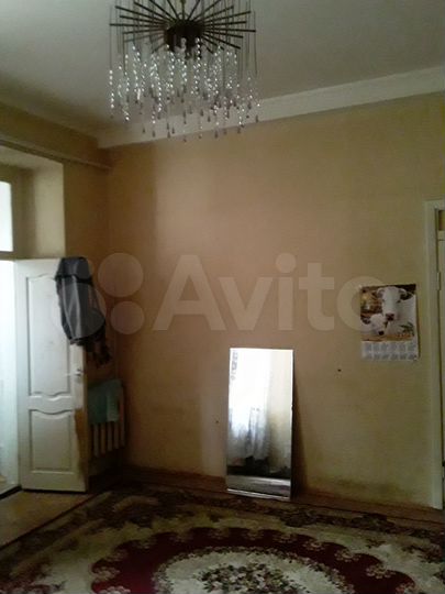 4-к. квартира, 79 м², 1/2 эт.