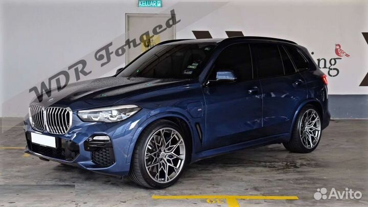 Кованые диски R22 на BMW