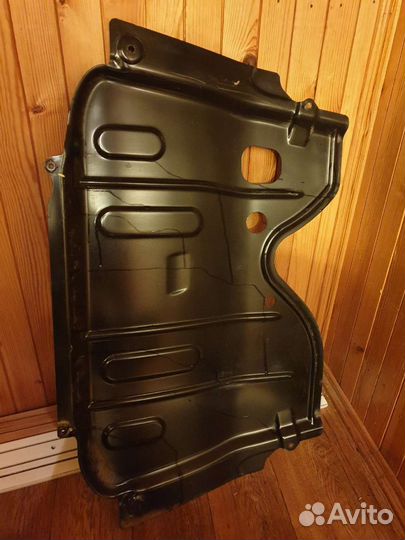 Защита двигателя Ларгус Рено X-Ray