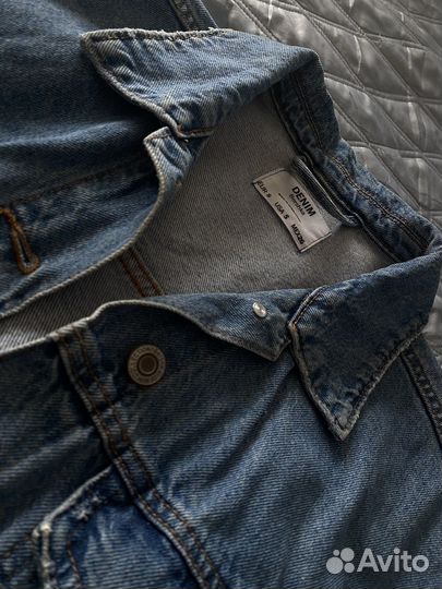 Джинсовая куртка bershka
