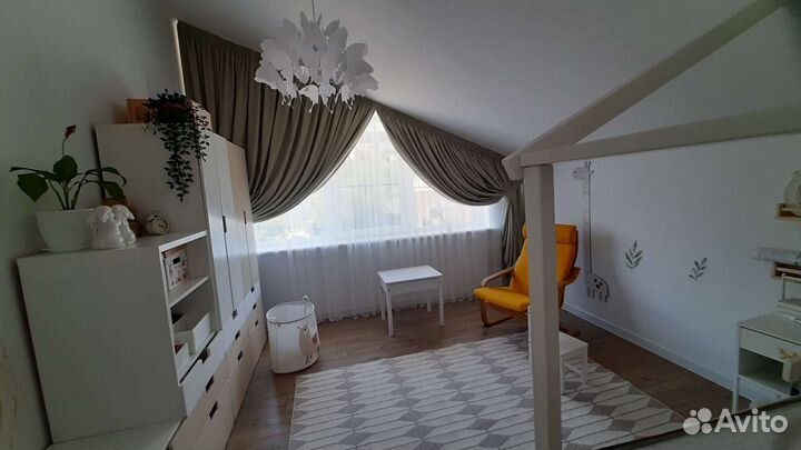 Шторы на скошенные окна