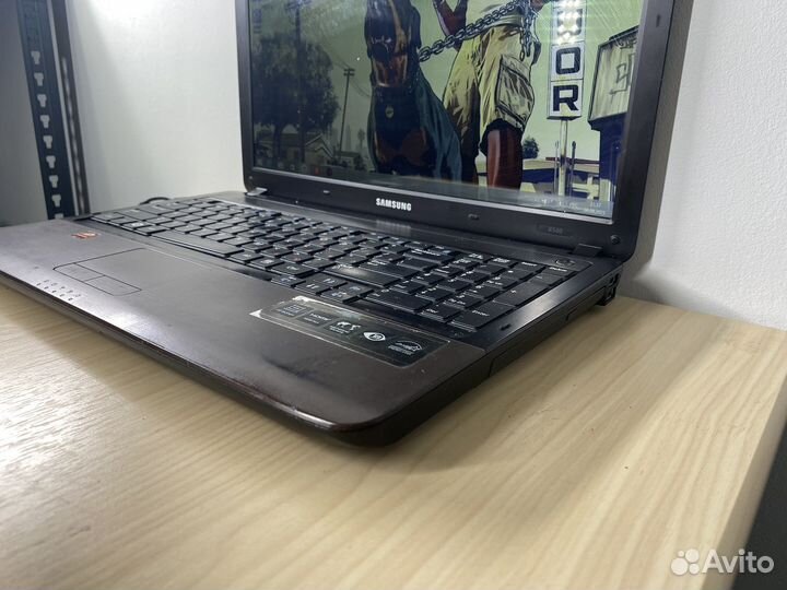 Игровой ноутбук samsung 2видеокарты