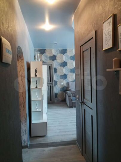 2-к. квартира, 46 м², 1/3 эт.