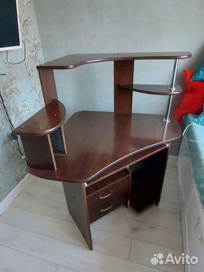 Компьютерный стол бу