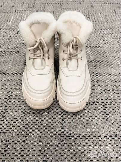 Ботинки женские зимние 39 размера