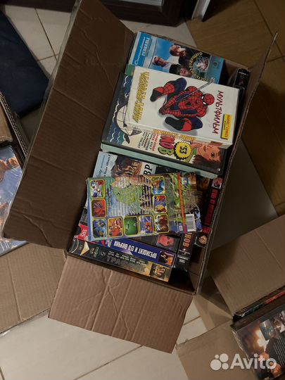 Видеокассеты