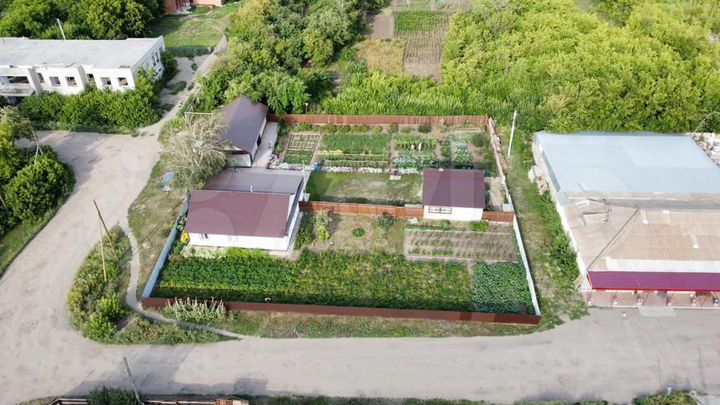 Дом 100 м² на участке 17 сот.